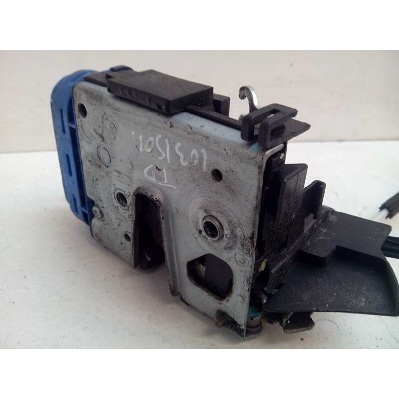 Recambio de cerradura puerta trasera derecha para audi a4 berlina (b5) 1.9 tdi referencia OEM IAM 8D0839016A - Gris 2