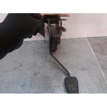 PEDAL EMBRAGUE 