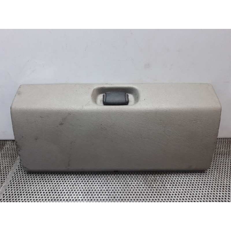 Recambio de guantera para renault trafic caja cerrada (ab 4.01) 1.9 dci referencia OEM IAM   