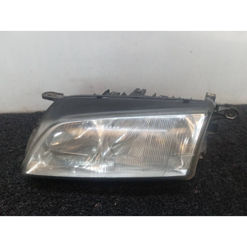 Recambio de faro izquierdo para mazda 626 berlina (gf) 2.0 t-diesel comfort referencia OEM IAM   