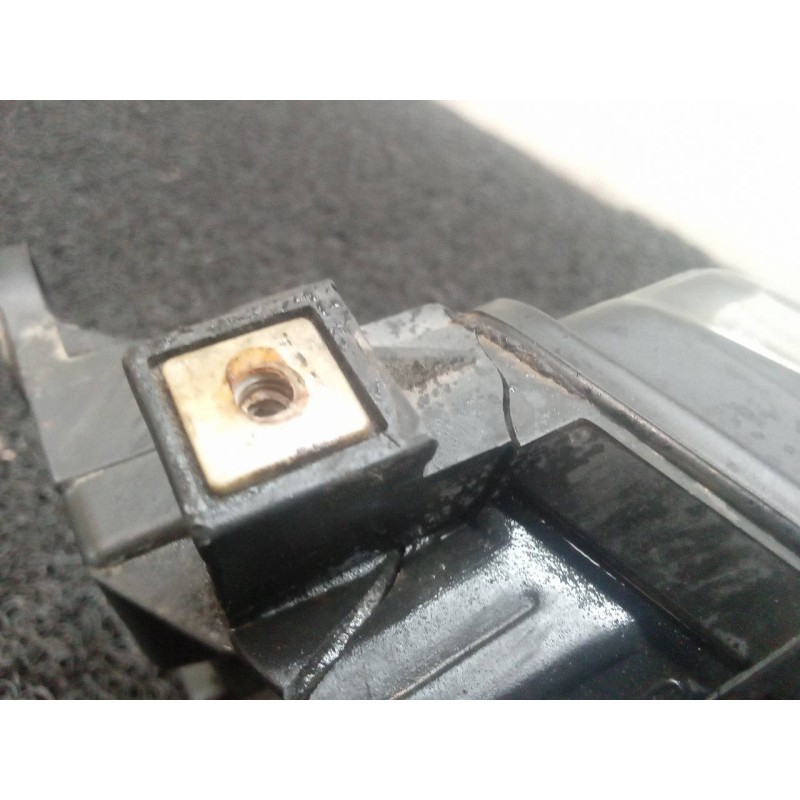 Recambio de faro izquierdo para mazda 626 berlina (gf) 2.0 t-diesel comfort referencia OEM IAM 2