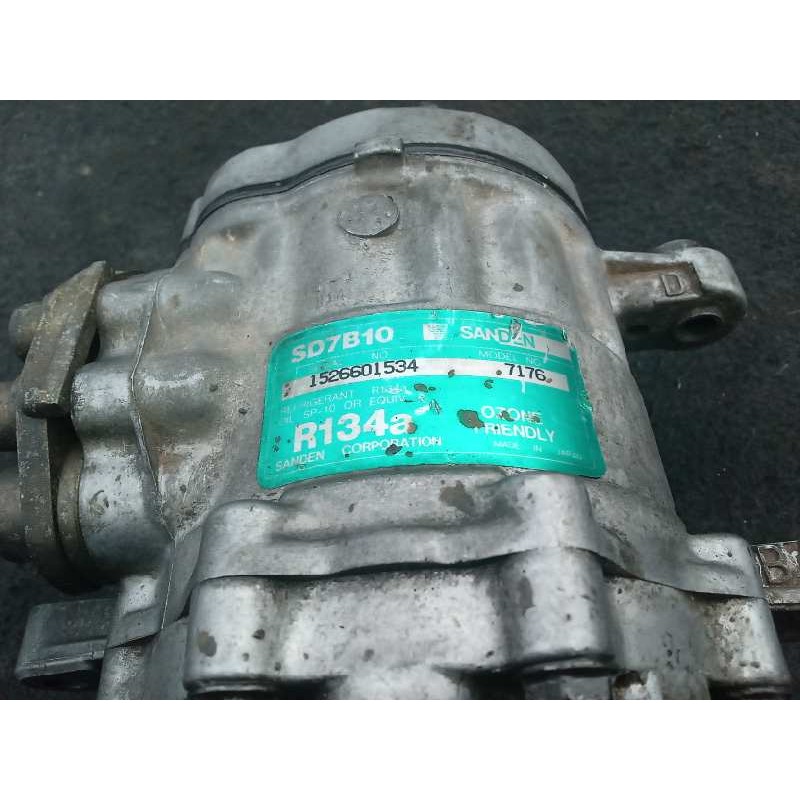Recambio de compresor aire acondicionado para ford fiesta berl./courier 1.8 diesel referencia OEM IAM 7176  SANDEN 2