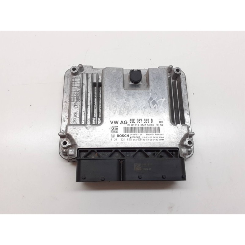 Recambio de centralita motor uce para volkswagen golf viii lim. (cd1) r-line referencia OEM IAM 05E907309D 0261S21825 BOSCH