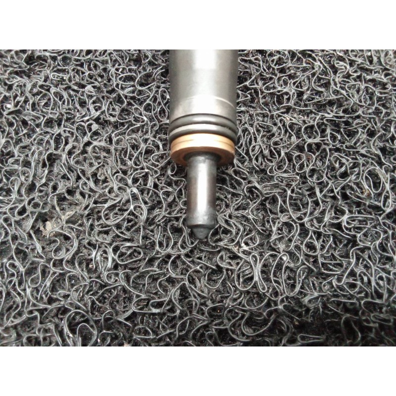 Recambio de inyector para audi a4 berlina (b5) 1.9 tdi referencia OEM IAM 0414720007  BOSCH 4