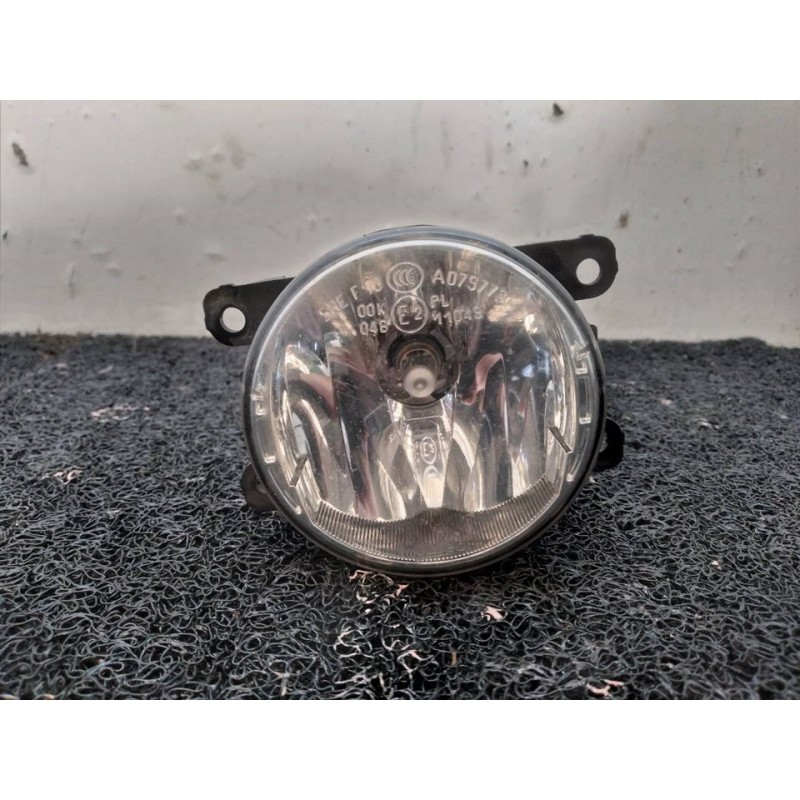 Recambio de faro antiniebla derecho para dacia lodgy laureate referencia OEM IAM 89208692 261507817R VALEO
