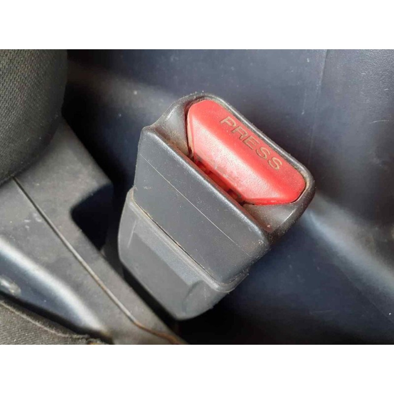 Recambio de enganche cinturon delantero derecho para mitsubishi asx (ga0w) challenge 2wd referencia OEM IAM - Blanco 2