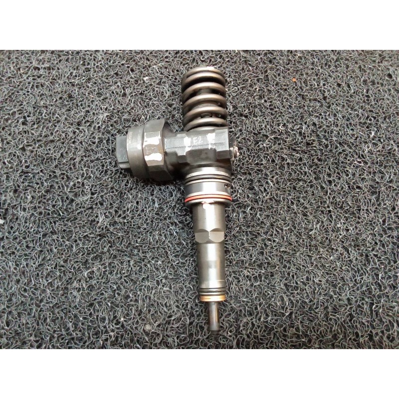 Recambio de inyector para audi a4 berlina (b5) 1.9 tdi referencia OEM IAM 0414720007  BOSCH