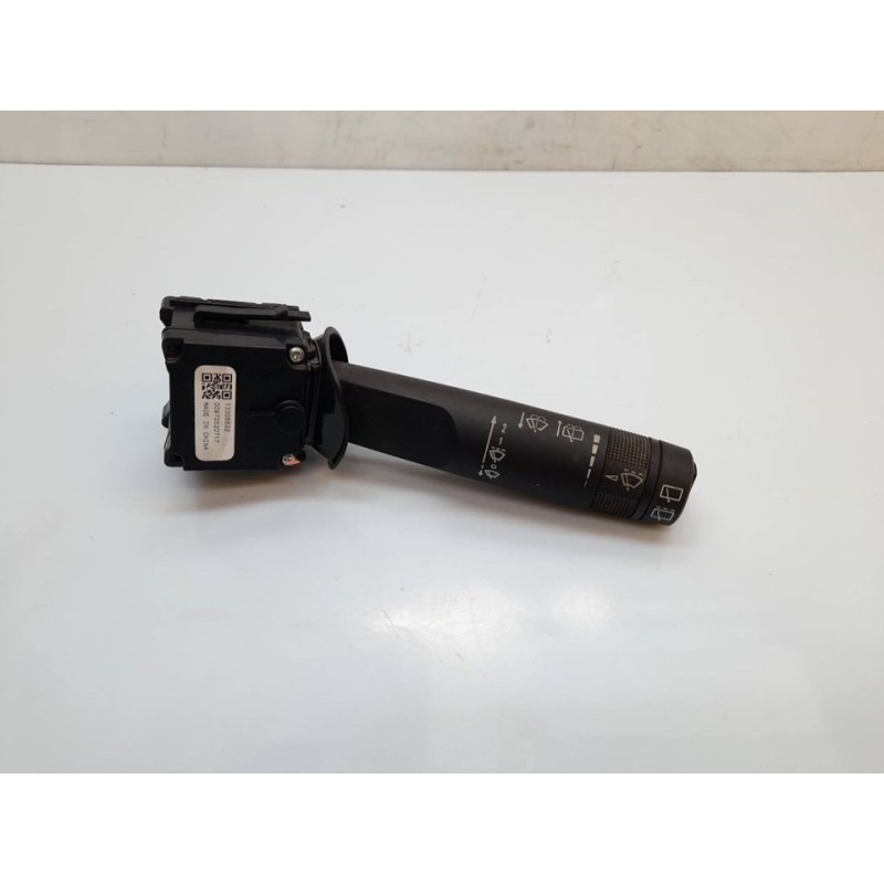 Recambio de mando limpia para opel insignia berlina cosmo referencia OEM IAM 13305522  