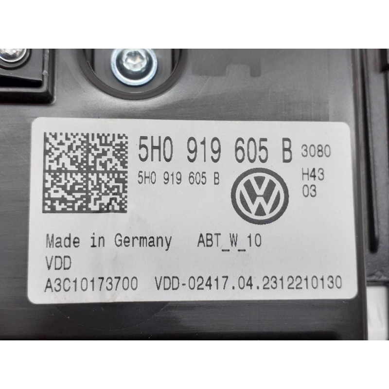 Recambio de pantalla multifuncion para volkswagen golf viii lim. (cd1) r-line referencia OEM IAM 5H0919605B - Negro 2