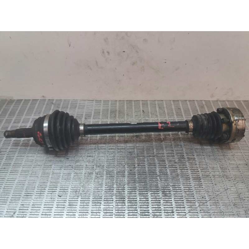 Recambio de transmision delantera izquierda para volkswagen golf iii berlina (1h1) 1.4 referencia OEM IAM  76049 