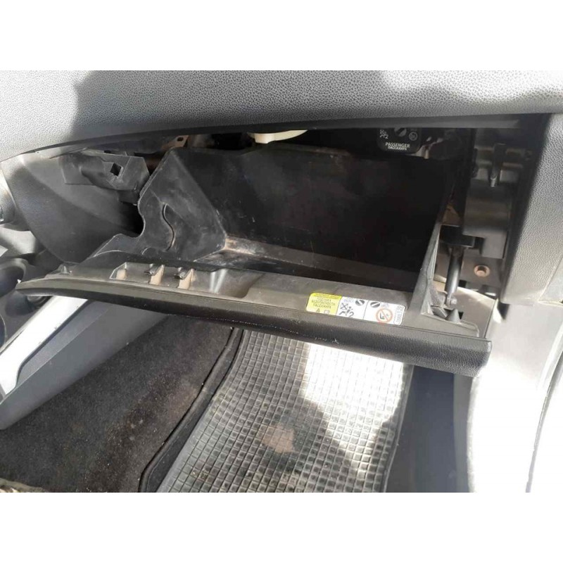 Recambio de guantera para mitsubishi asx (ga0w) challenge 2wd referencia OEM IAM - Blanco 2
