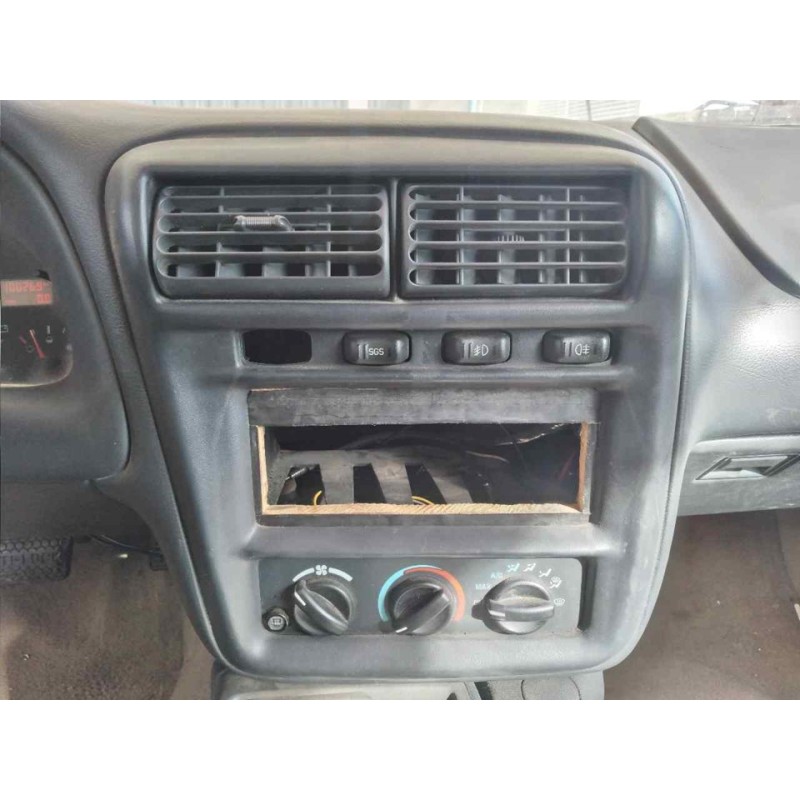 Recambio de consola central para chevrolet camaro cabrio piel referencia OEM IAM - Marrón 4
