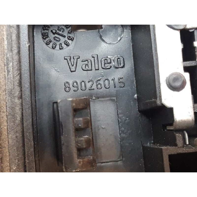 Recambio de portalamparas para renault megane ii berlina 5p confort authentique referencia OEM IAM 89026015 2