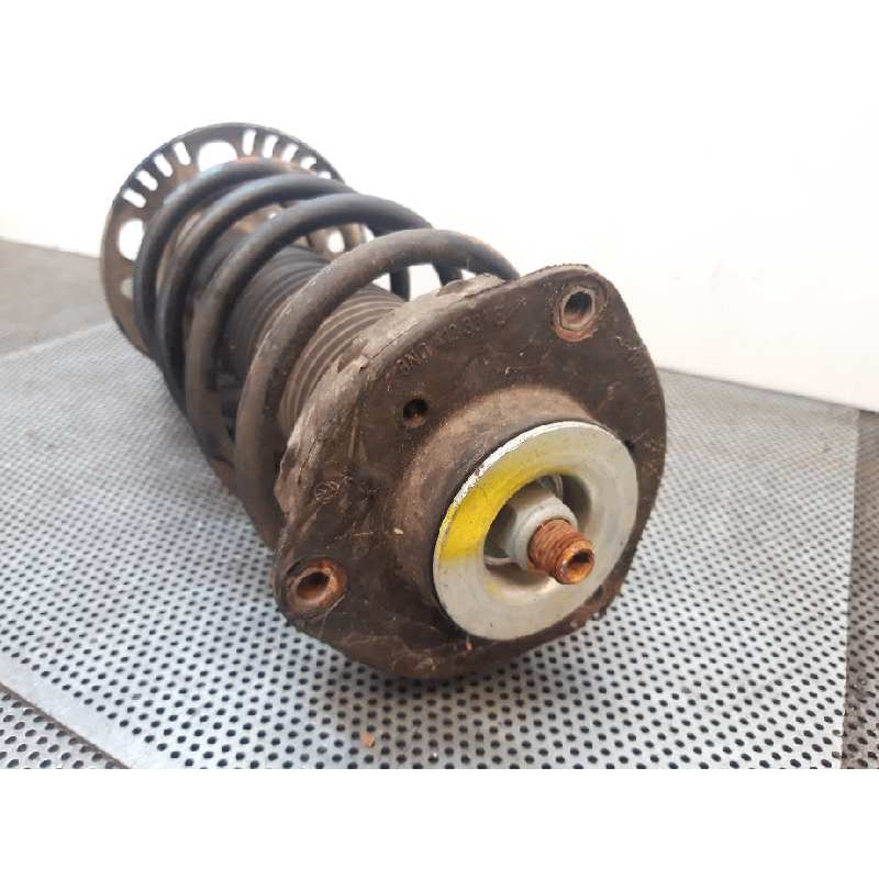 Recambio de amortiguador delantero derecho para volkswagen polo (9n1) 1.2 12v referencia OEM IAM - Gris 2