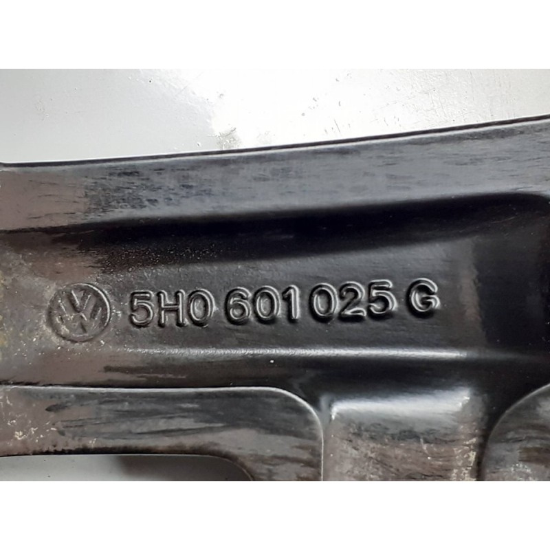 Recambio de llanta para volkswagen golf viii lim. (cd1) style referencia OEM IAM 5H0601025G - Blanco 4