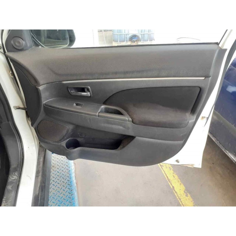 Recambio de guarnecido puerta delantera derecha para mitsubishi asx (ga0w) challenge 2wd referencia OEM IAM - Blanco 2
