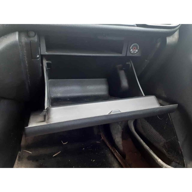 Recambio de guantera para ford fiesta (ce1) trend referencia OEM IAM 2