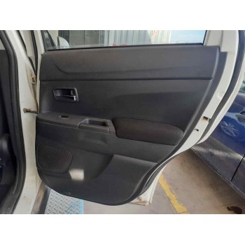 GUARNECIDO PUERTA TRASERA DERECHA 