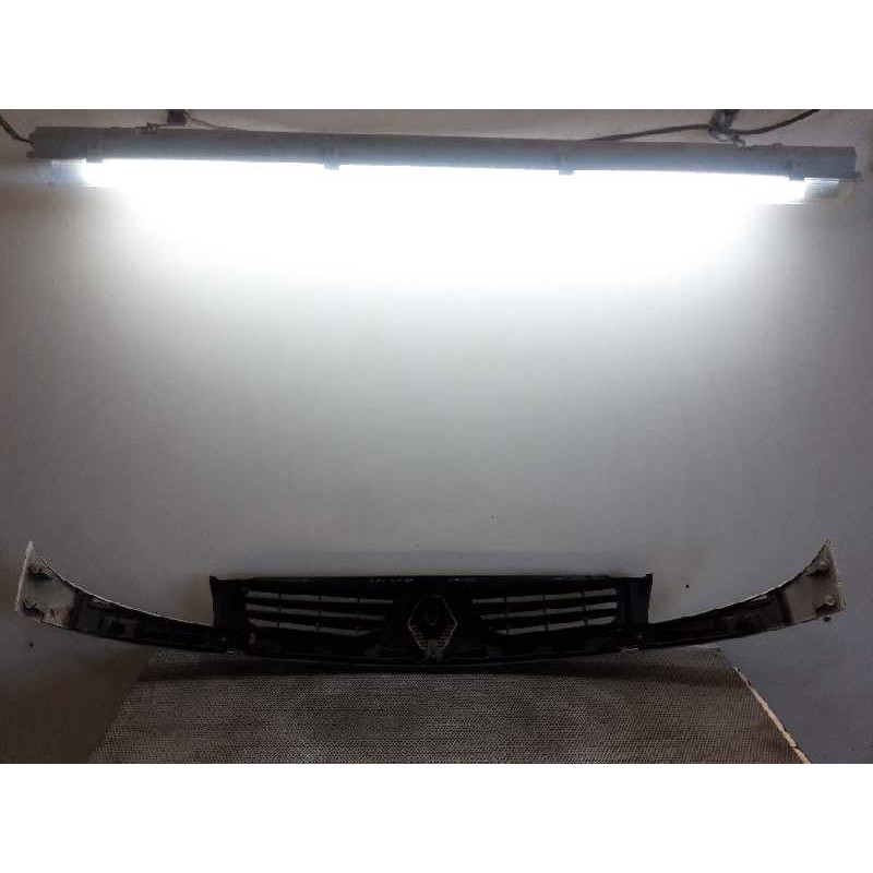 Recambio de rejilla delantera para renault kangoo (f/kc0) alize referencia OEM IAM - Blanco 3
