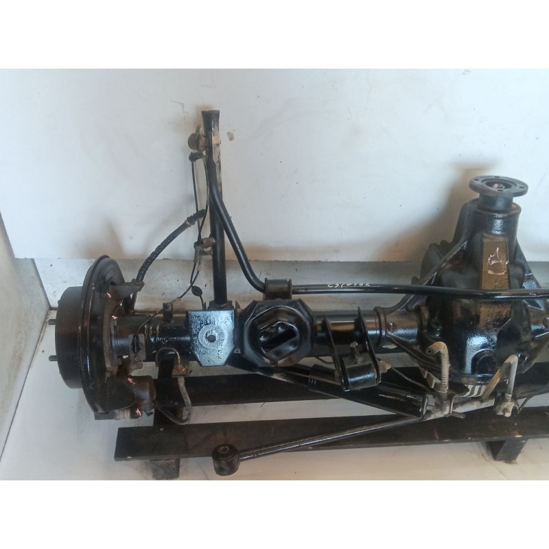 Recambio de puente trasero para ssangyong rexton rx 270 plus / 270 xdi plus referencia OEM IAM 75712040 - Negro 2