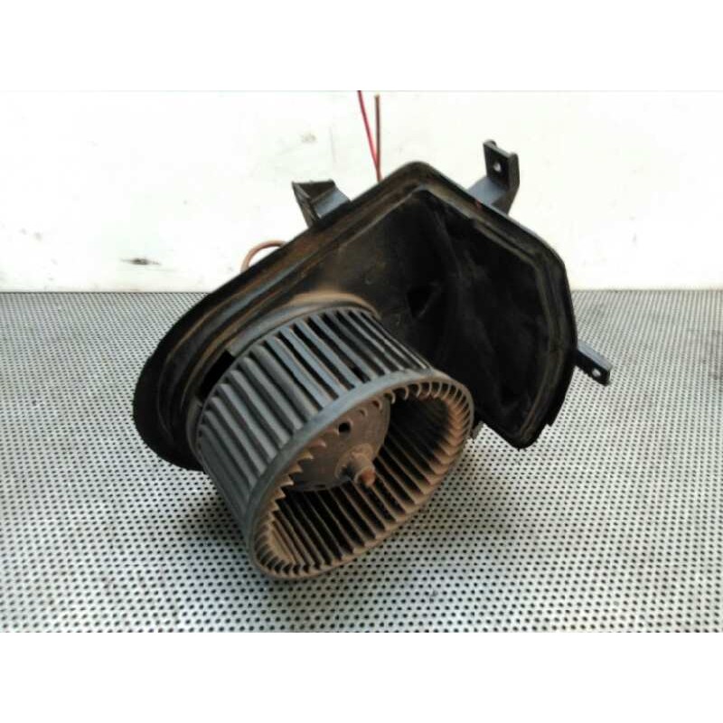 Recambio de motor calefaccion para volkswagen golf iii cabrio (1e7) highline referencia OEM IAM 1H1820021  
