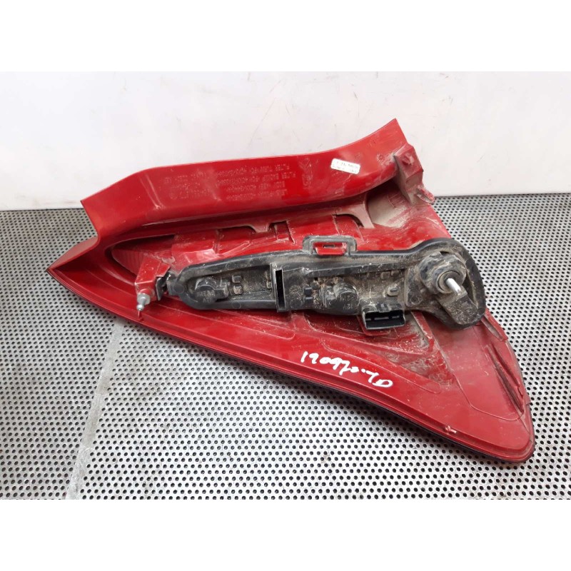 Recambio de piloto trasero derecho para citroën c4 coupe vtr referencia OEM IAM - Negro 2