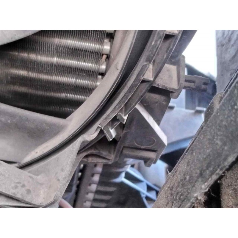 Recambio de radiador agua para audi a4 ber. (b8) e referencia OEM IAM - Blanco 2