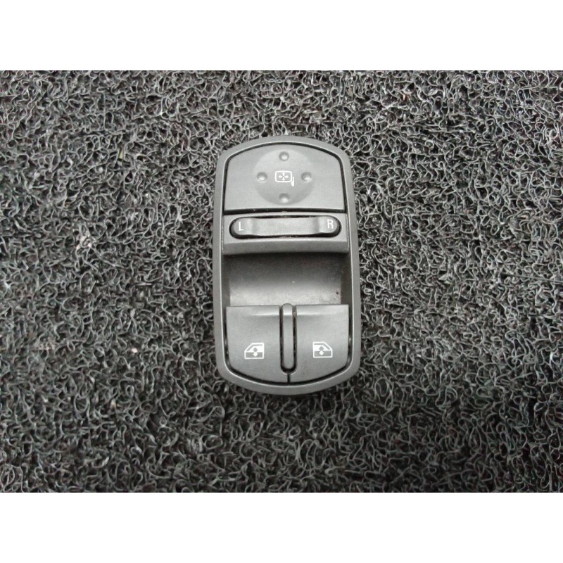 Recambio de mando elevalunas delantero izquierdo para opel corsa d enjoy referencia OEM IAM 13258521AA 315625731 