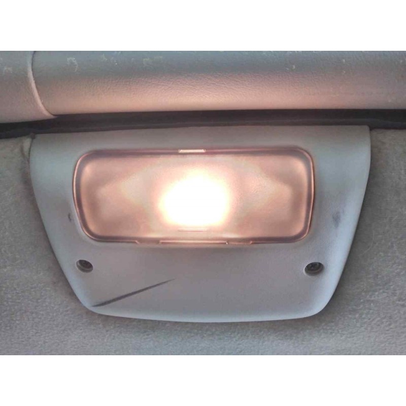 Recambio de luz interior para chevrolet camaro cabrio piel referencia OEM IAM   