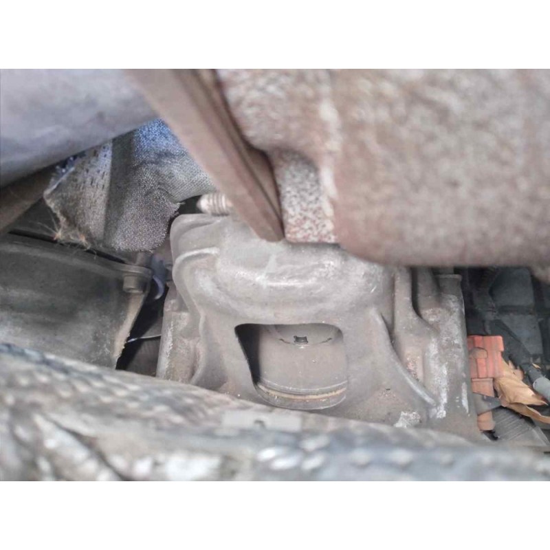 Recambio de soporte motor derecho para audi a4 ber. (b8) e referencia OEM IAM   