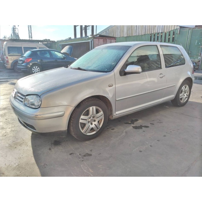 volkswagen golf iv berlina (1j1) del año 2001