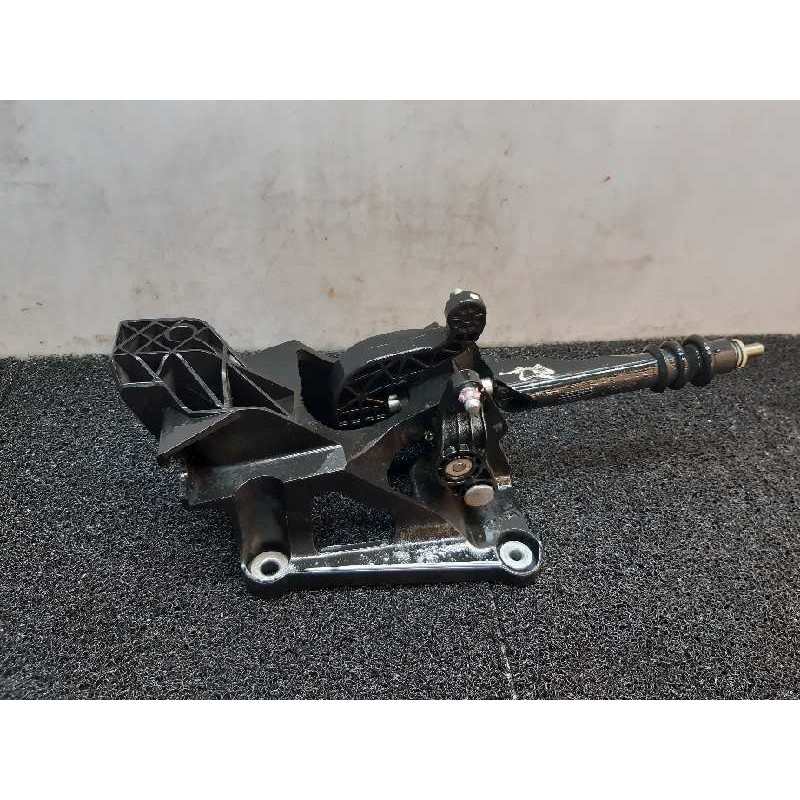 Recambio de palanca cambio para nissan nv 200 (m20) evalia premium referencia OEM IAM 2