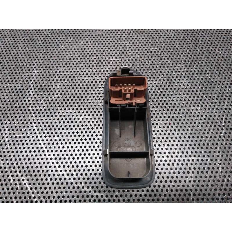 Recambio de mando elevalunas delantero izquierdo para renault clio iii 2.0 16v referencia OEM IAM - Naranja 3