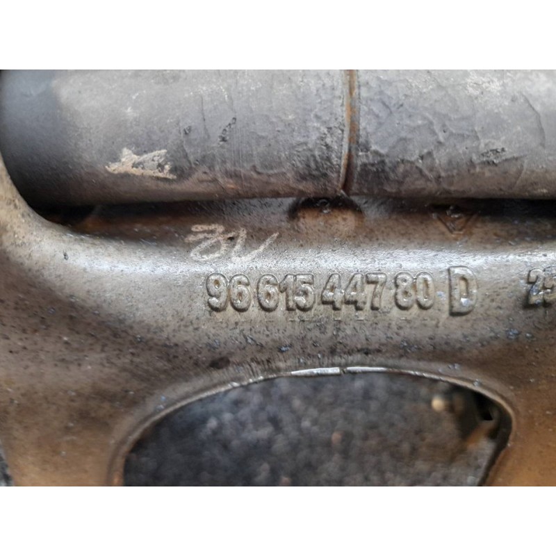 Recambio de soporte mangueta delantera derecha () para peugeot 407 st confort pack referencia OEM IAM 3