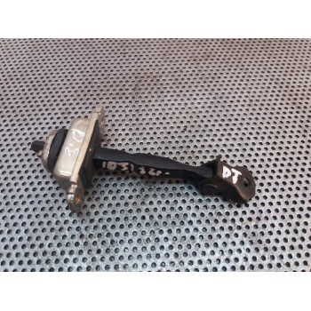 RETENEDOR PUERTA DELANTERA IZQUIERDA 