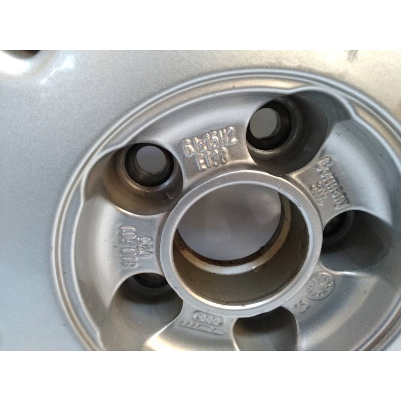 Recambio de llanta para audi a3 (8l) 1.9 tdi ambition referencia OEM IAM 8L0601025 6Jx15H2 ET38 - Blanco 2