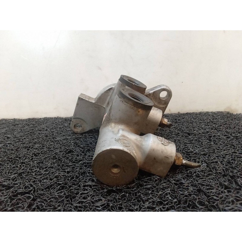 Recambio de bomba freno para daewoo lacetti 1.6 cat referencia OEM IAM 8029TU6  KDAC - Azul 2