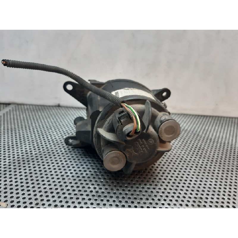 Recambio de faro antiniebla derecho para audi a4 berlina (b5) 2.5 tdi referencia OEM IAM 3