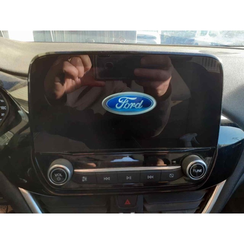 Recambio de pantalla multifuncion para ford fiesta (ce1) trend referencia OEM IAM   