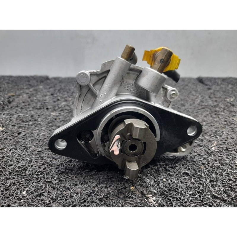 Recambio de depresor freno / bomba vacio para opel meriva b essentia referencia OEM IAM - Rojo 2