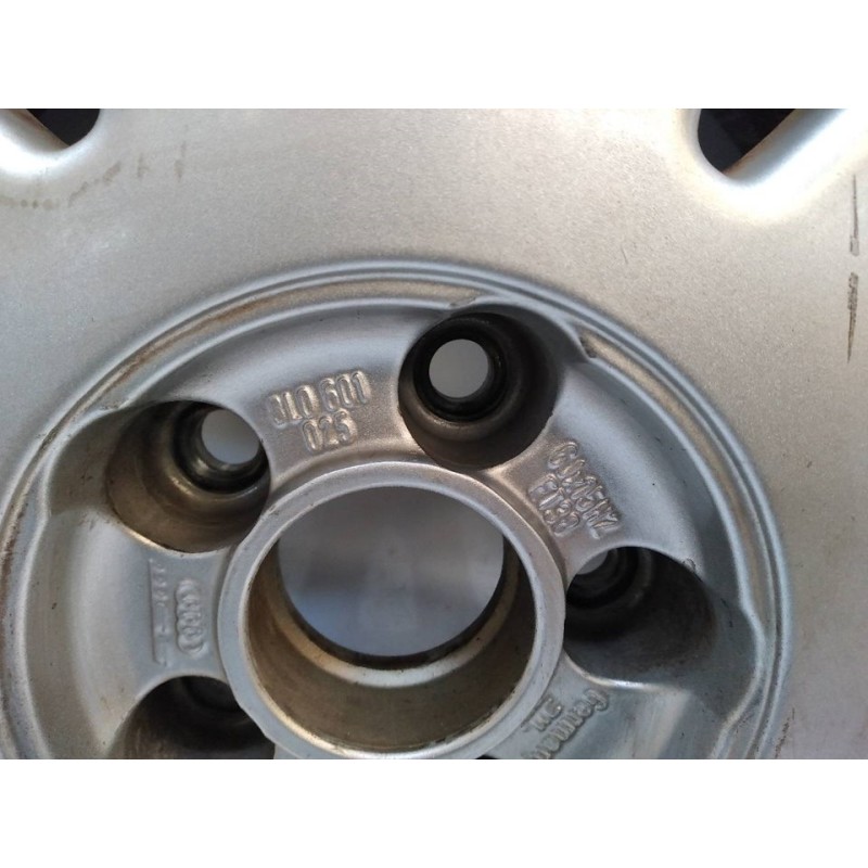 Recambio de llanta para audi a3 (8l) 1.9 tdi ambition referencia OEM IAM 8L0601025 6Jx15H2 ET38 - Blanco 2