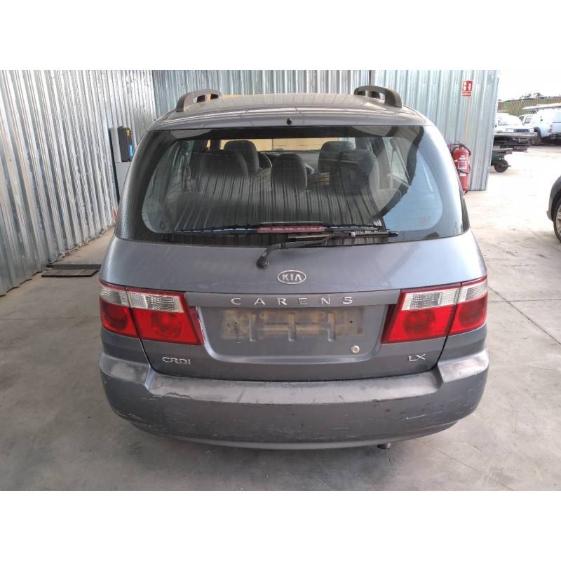 kia carens del año 2002