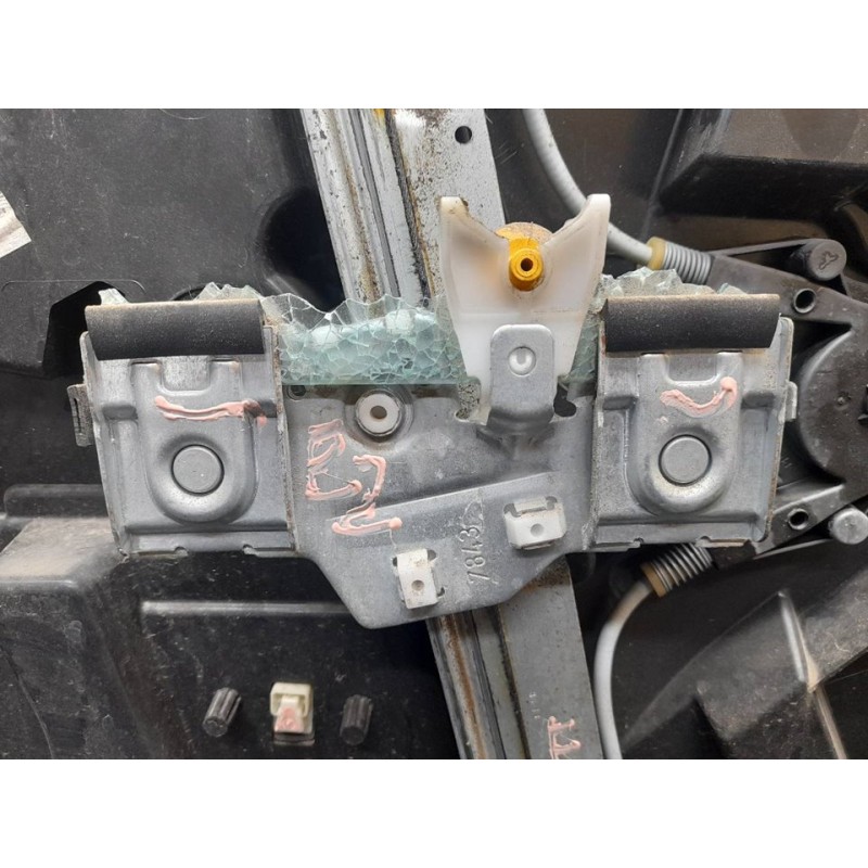 Recambio de elevalunas delantero derecho para ford fiesta (ccn) trend referencia OEM IAM 8A6114553B 3