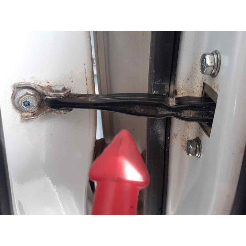 Recambio de retenedor puerta delantera derecha para mitsubishi asx (ga0w) challenge 2wd referencia OEM IAM   