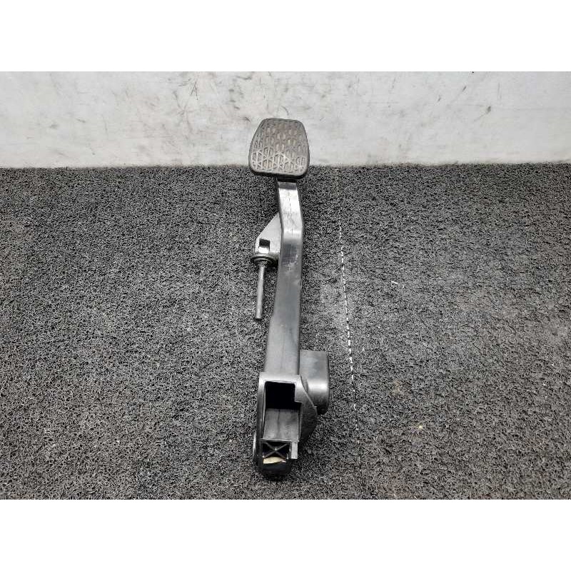 Recambio de pedal embrague para mercedes-benz clase c (w203) berlina 180 compressor (203.046) referencia OEM IAM   