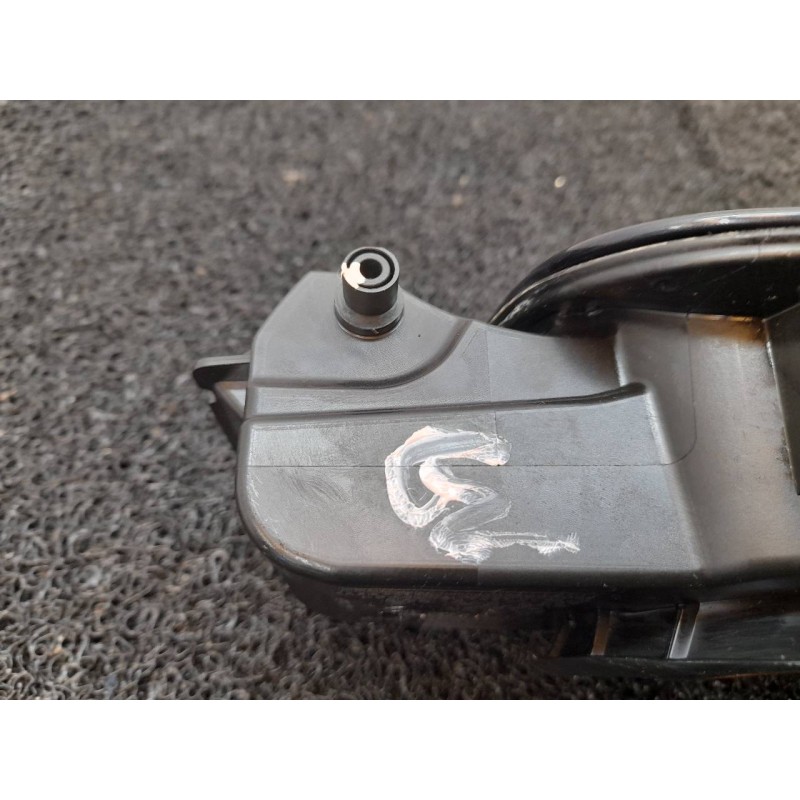 Recambio de tapa exterior combustible para audi a5 sportback (f5a) sport referencia OEM IAM 8W8809906 2