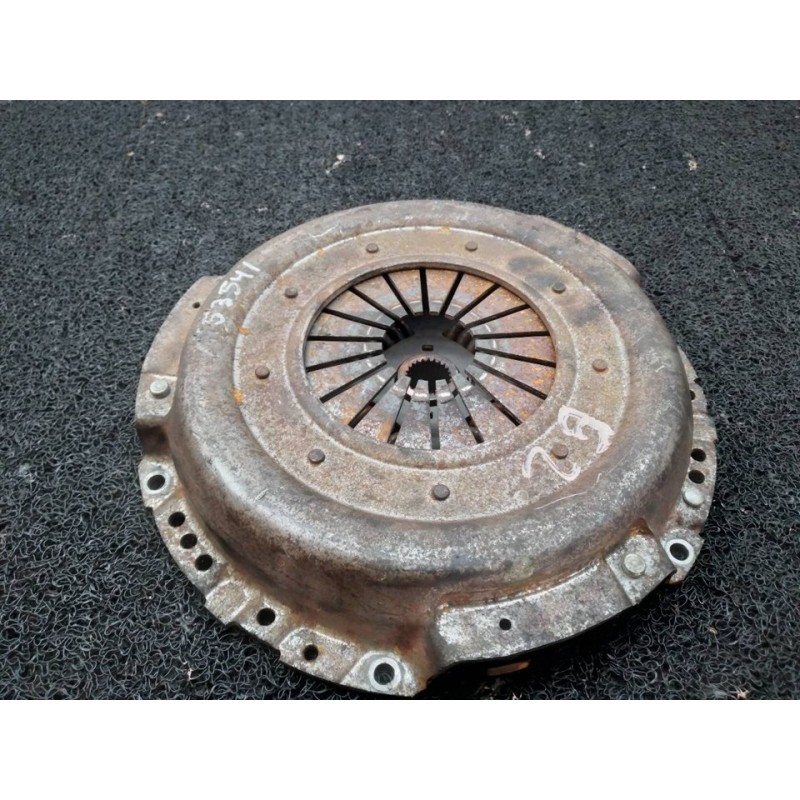 Recambio de kit embrague para nissan terrano/terrano.ii (r20) 2.7 turbodiesel referencia OEM IAM 325016110  LUCK
