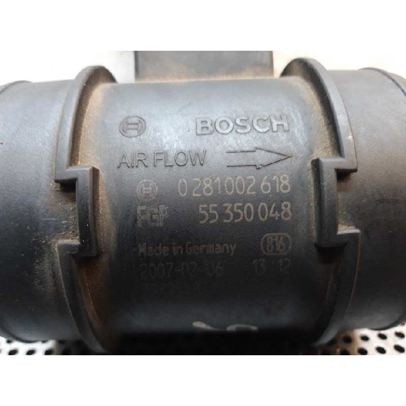 Recambio de caudalimetro para chevrolet captiva 2.0 vcdi ltx sport referencia OEM IAM 0281002618 55350048 BOSCH - Negro 2
