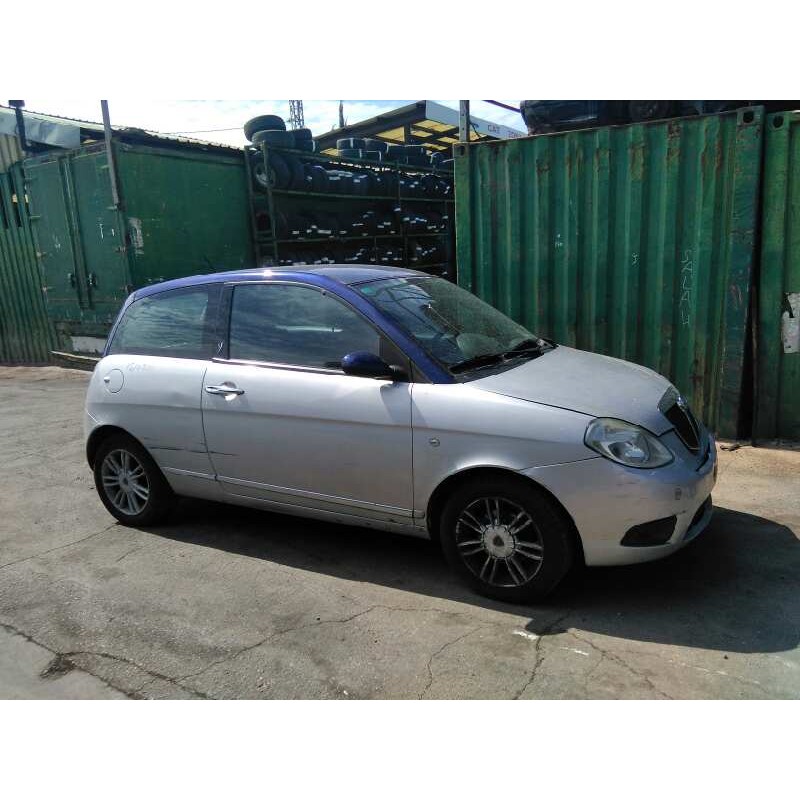 lancia ypsilon (101) del año 2008
