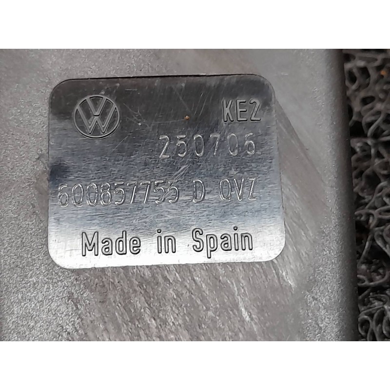 Recambio de enganche cinturon delantero izquierdo para volkswagen polo (9n3) edition referencia OEM IAM 250706 - Rojo 2